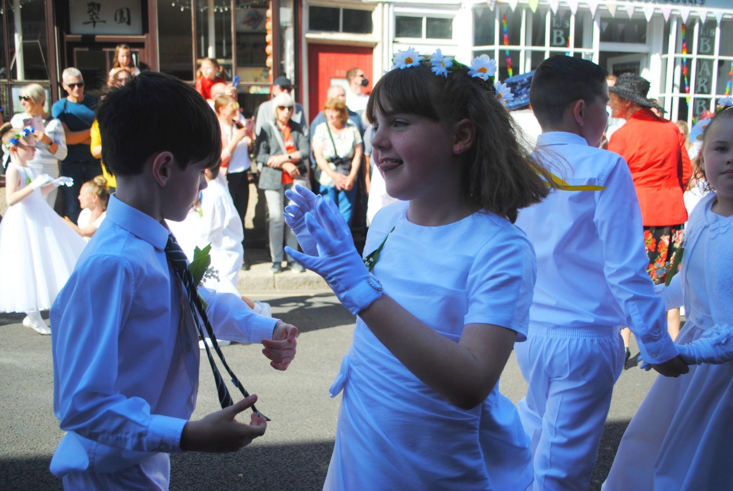 Flora Day Childrens Dance